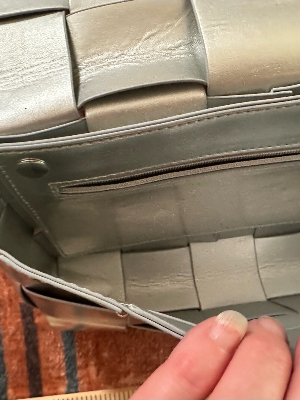 Woven Metallic Silver Leather Crossbody Bag - Picture 3 of 5